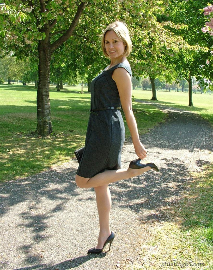 Cover 3 set 737 leggy lady 73 Photos