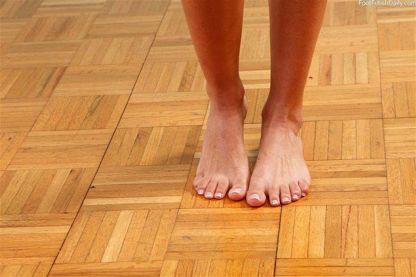 Cover 5 Layla Sin Loves footjobs 220 Photos