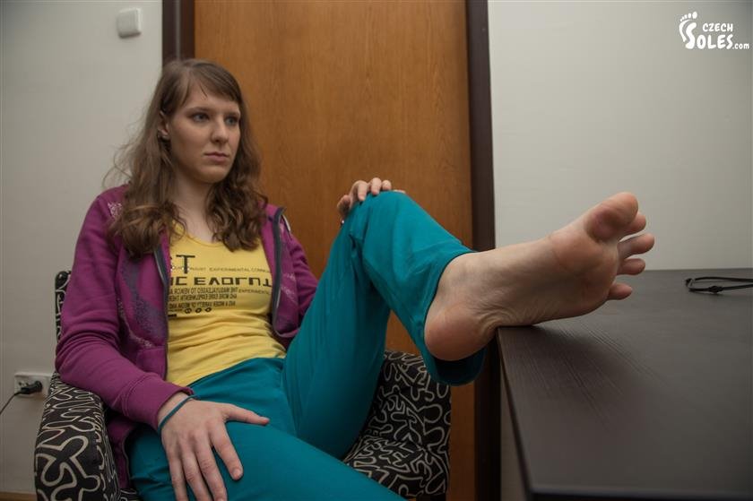 Cover 5 Ivet's worn socks and sexy feet 107 Photos