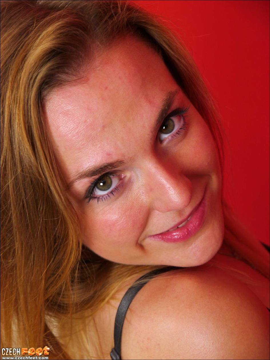 Cover 4 Marketa O. 80 Photos