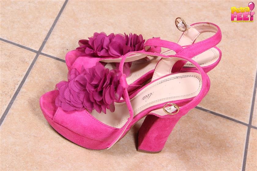 Cover 2 Heels, Pantyhose 33 Photos