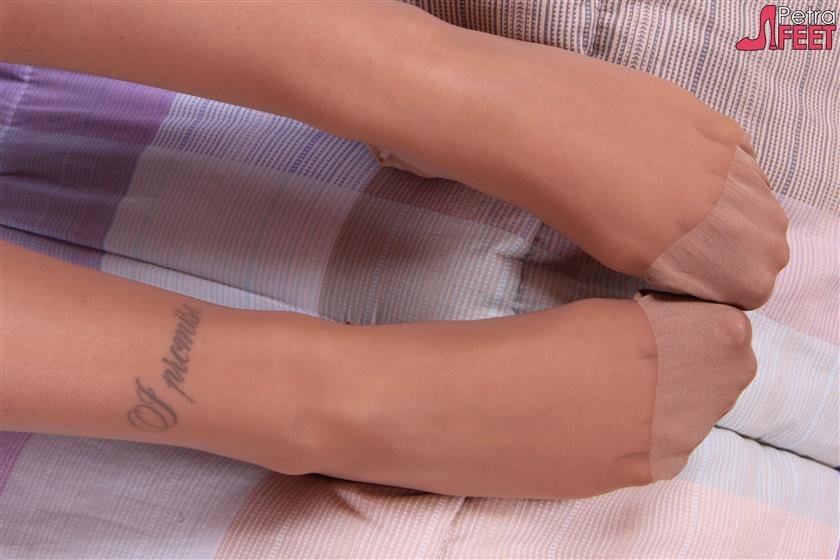Cover 3 Pantyhose, Lingerie 25 Photos