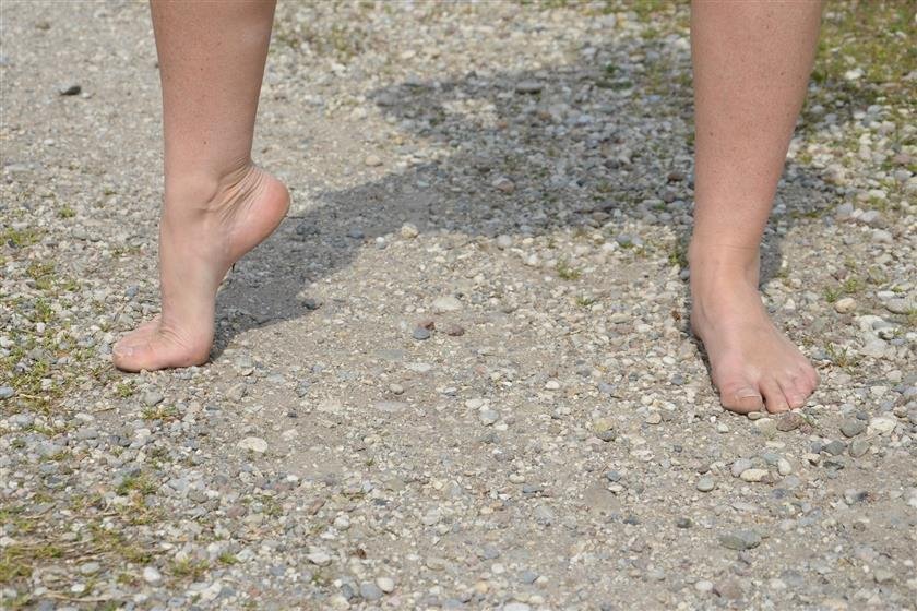 Cover 4 Barefoot Country Nudity: LADY O 07 18 Photos