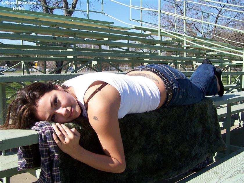 Cover 4 Jeslen 32 Photos