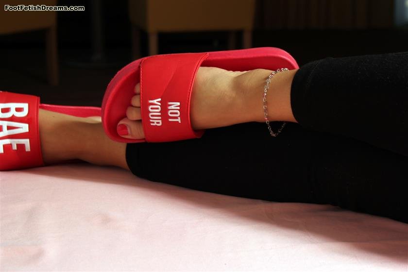 Cover 3 Katarina FJ 25 YO feet size 35 EU 49 Photos