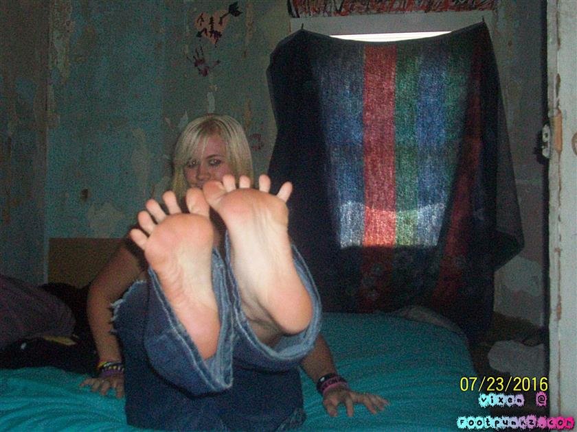 Foot Punkz - Vixen
