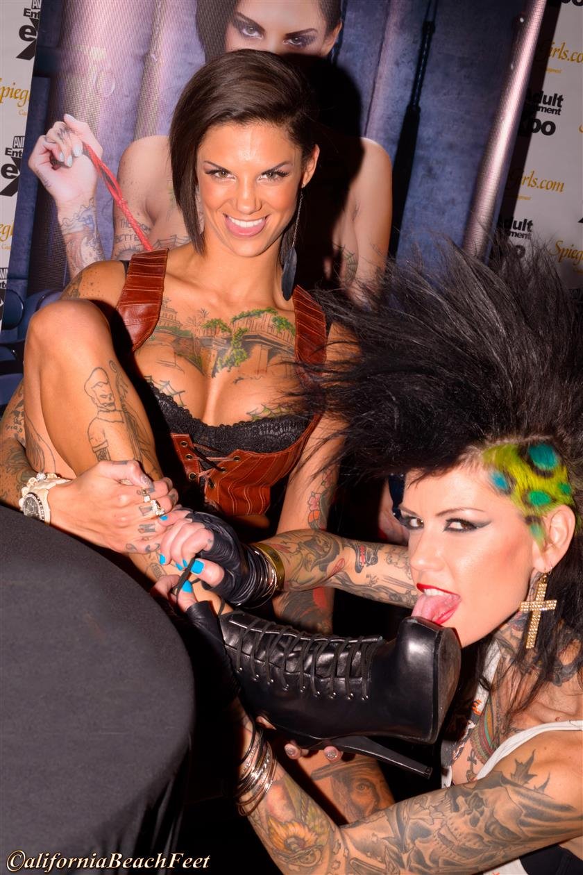 Bonnie rotten footjob Bonnie rotten footjob