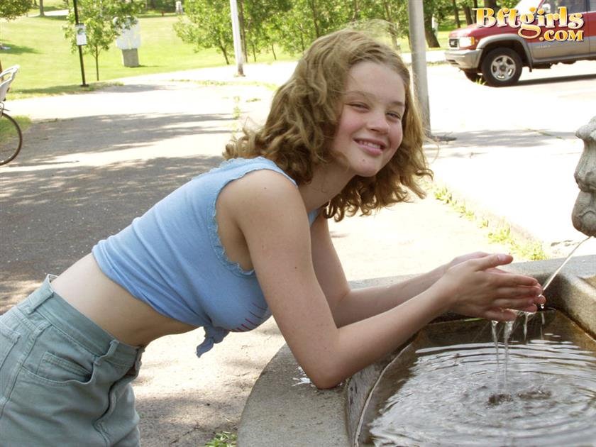 Cover 2 fountain 30 Photos