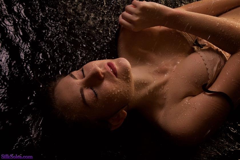 Silk Soles - Getting Wet - HQ