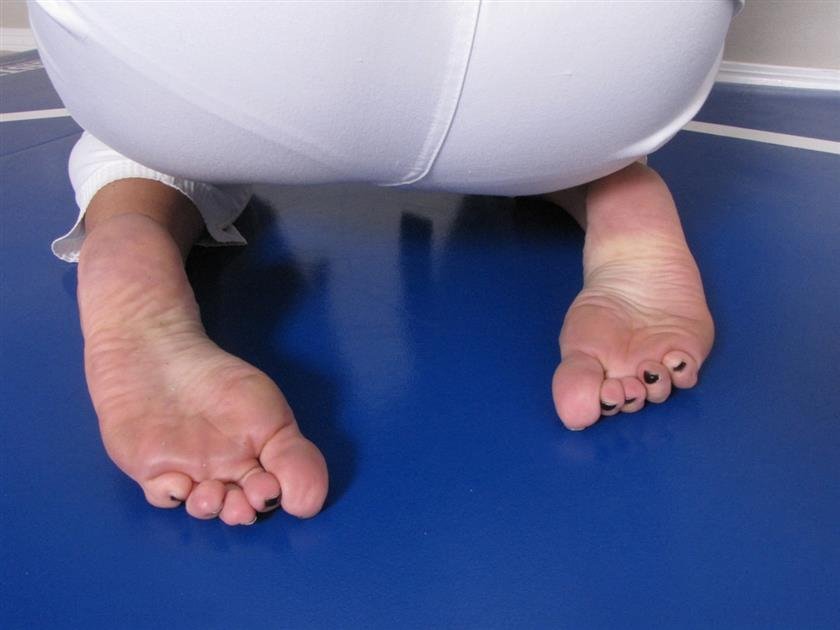 Cover 5 You dont stand a chance against Alex's big judo feet 39 Photos