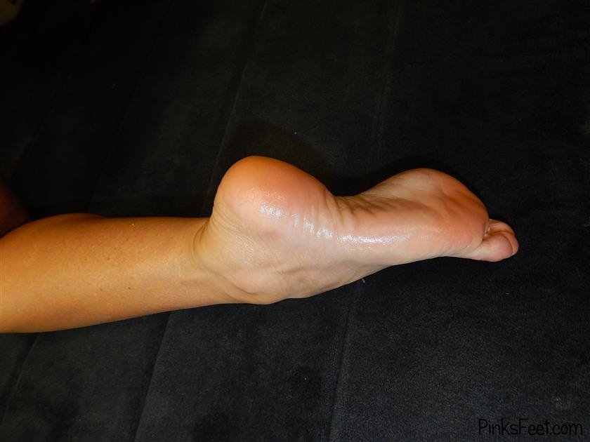 Cover 2 Oiled up and ready to get fucked 33 Photos