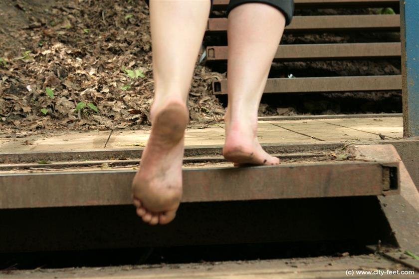 City Feet - Dirty soles. Part 2.