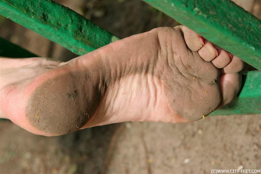 Cover 3 Barefoot in summer city. Part 3. 61 Photos